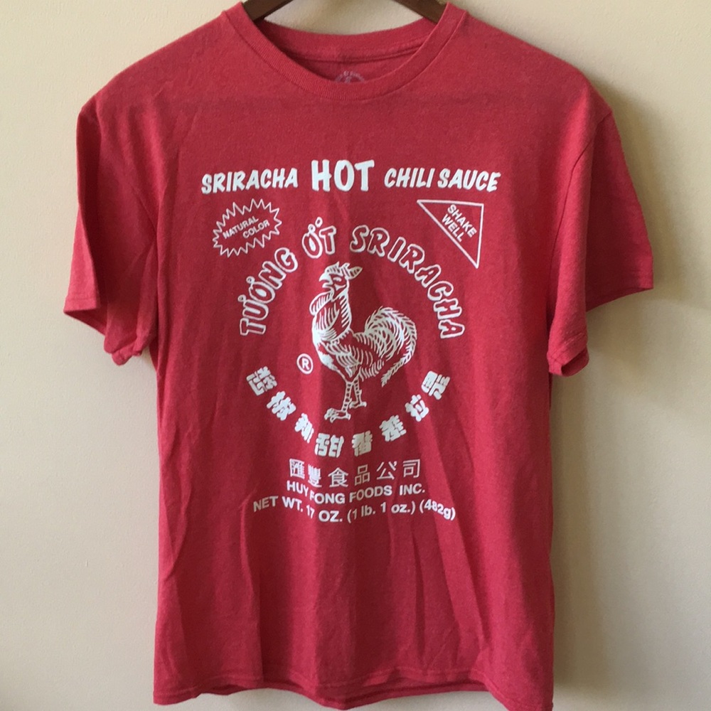 Like-new vintage sriracha print tee
